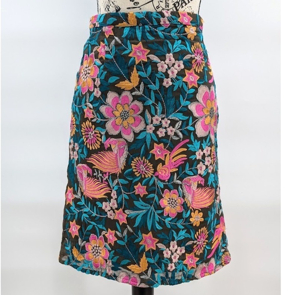Embroidered‎ Floral and Bird Skirt Size 10 Anthropologie Baraschi Botanical